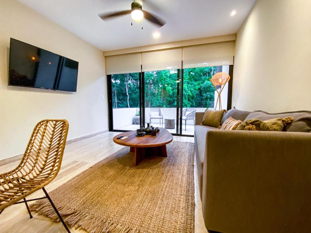 Stylish 1br With Pool Gym Reception Pet Friendly Apartment